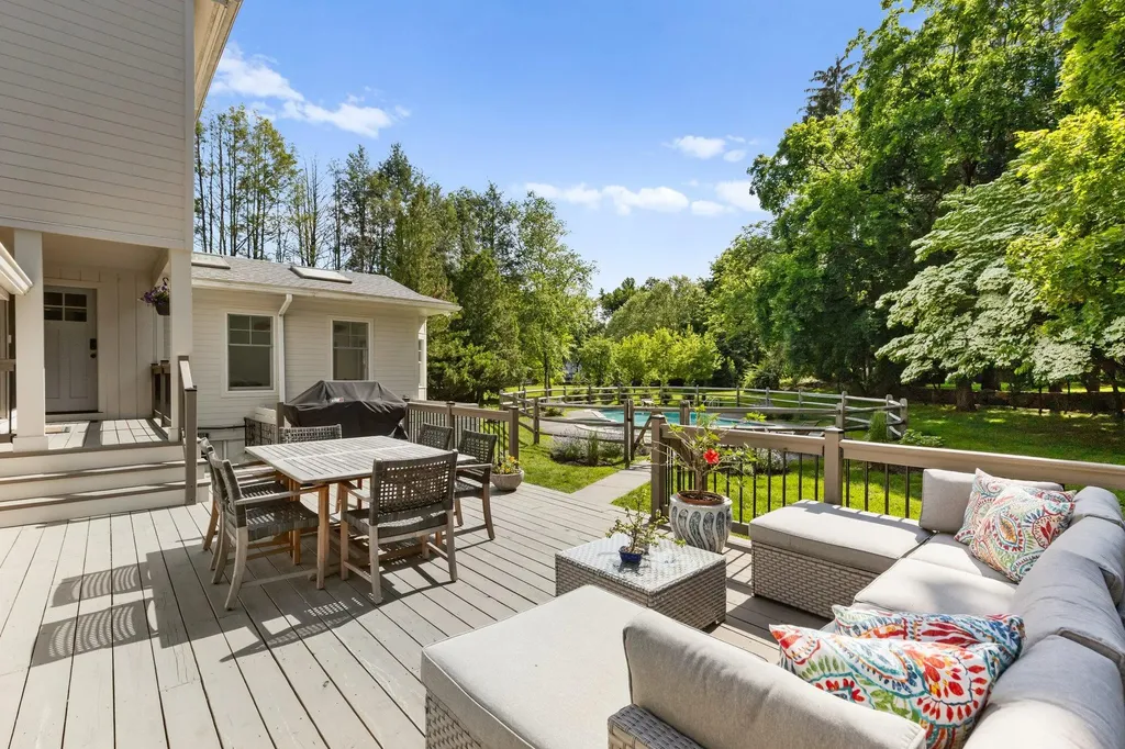 340 West Street Harrison NY 10528