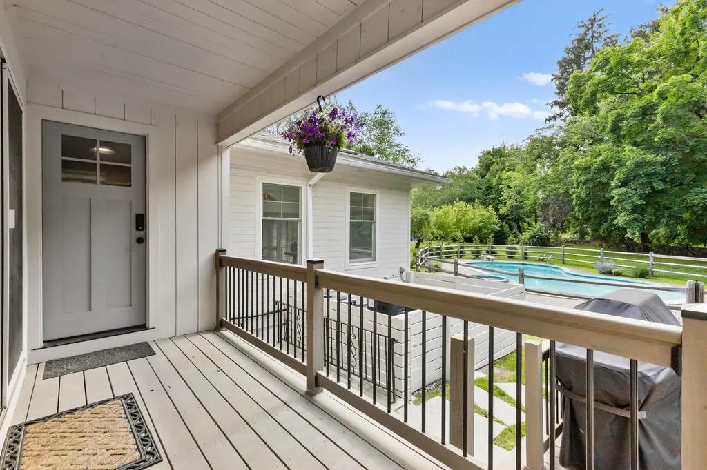 340 West Street Harrison NY 10528
