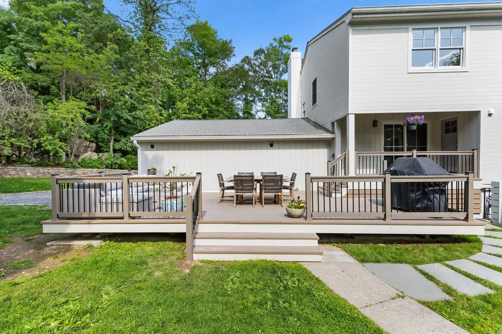 340 West Street Harrison NY 10528