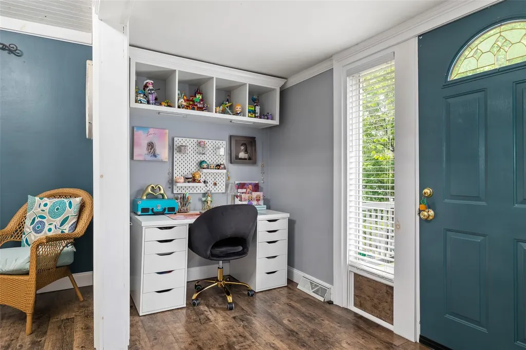 68 Ridgewood Avenue Selden NY 11784