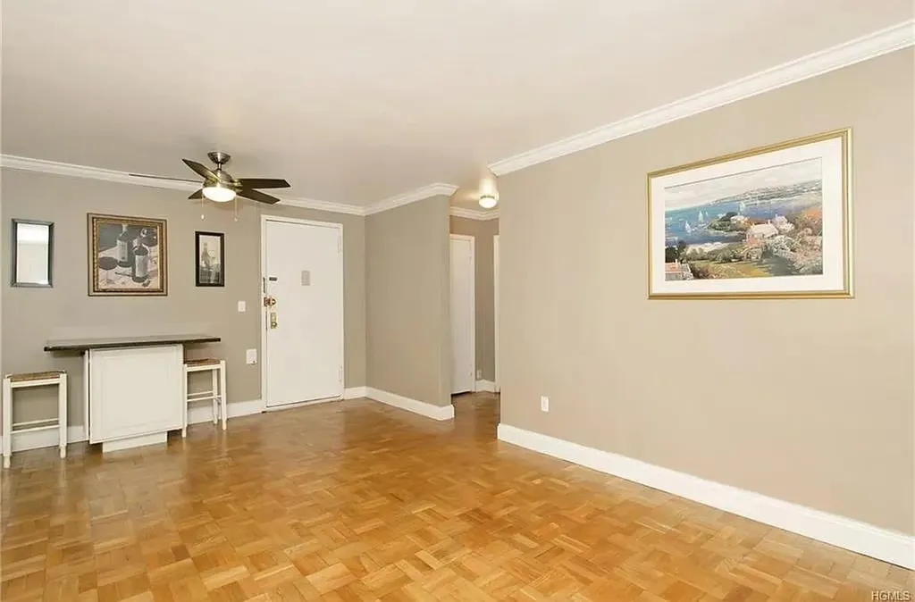 1122 Yonkers Yonkers NY 10704