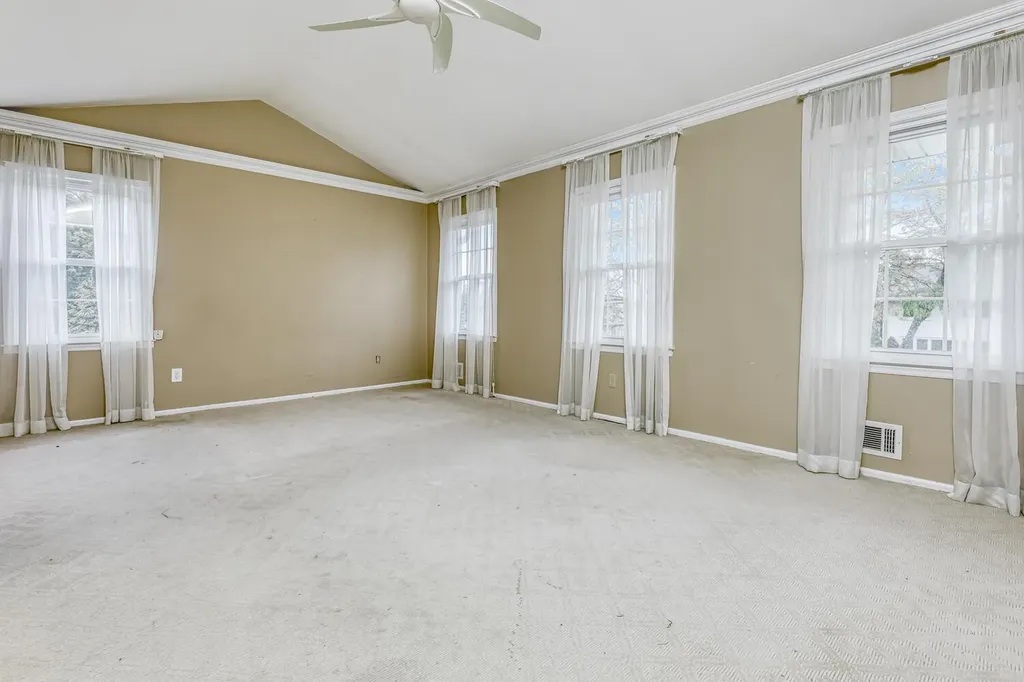 1 Lodi Lane Monsey NY 10952