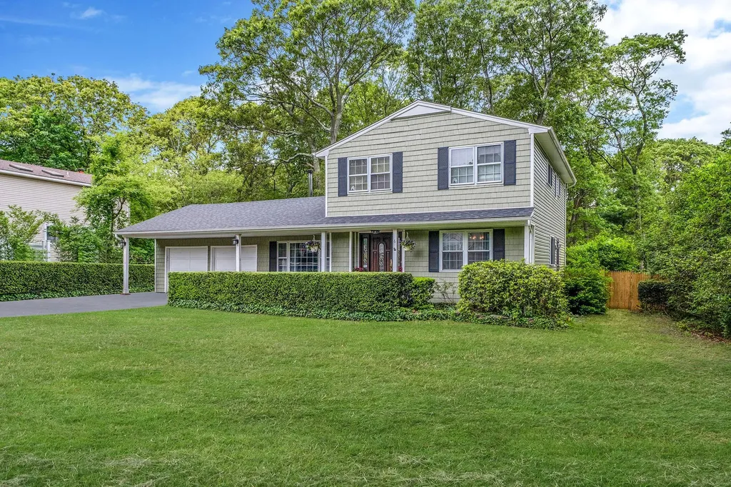6 Washington Avenue Miller Place NY 11764
