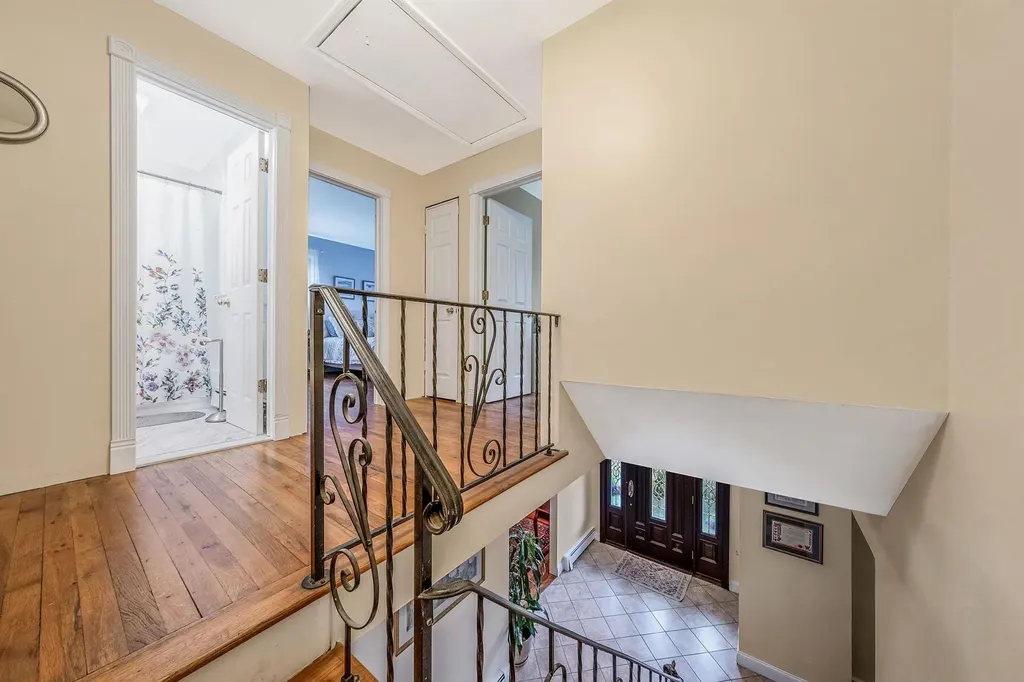 6 Washington Avenue Miller Place NY 11764