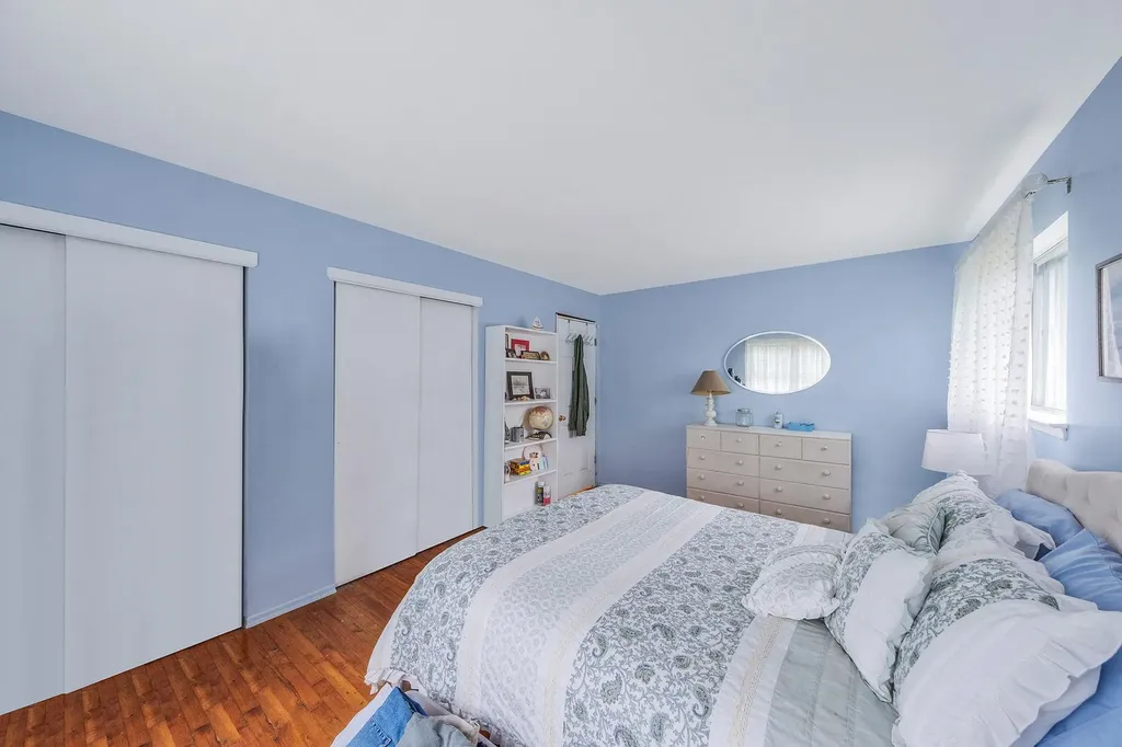 6 Washington Avenue Miller Place NY 11764