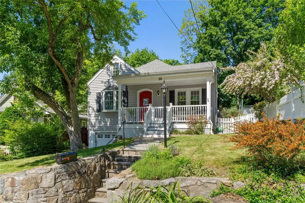 27 Luzern Road Dobbs Ferry NY 10522