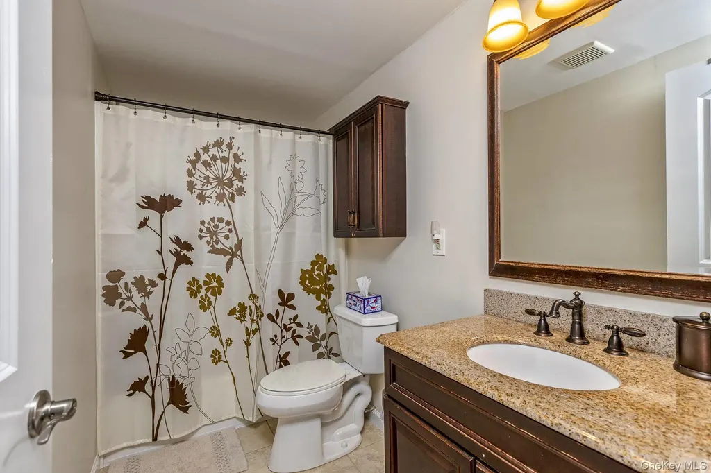 66 Evergreen Avenue Patchogue NY 11772