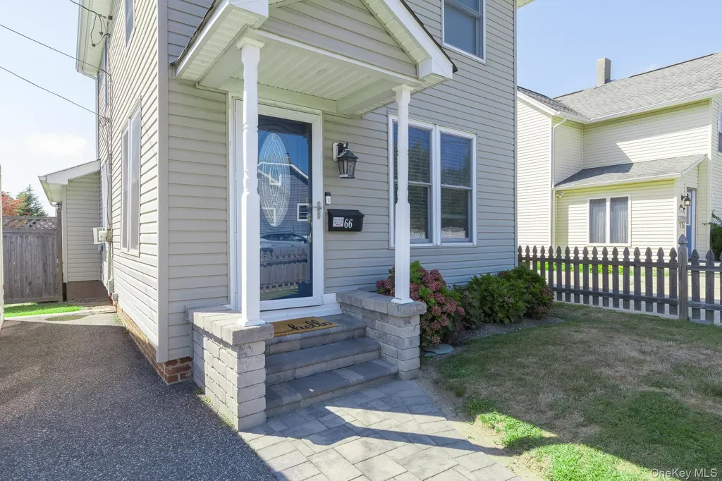 66 Evergreen Avenue Patchogue NY 11772