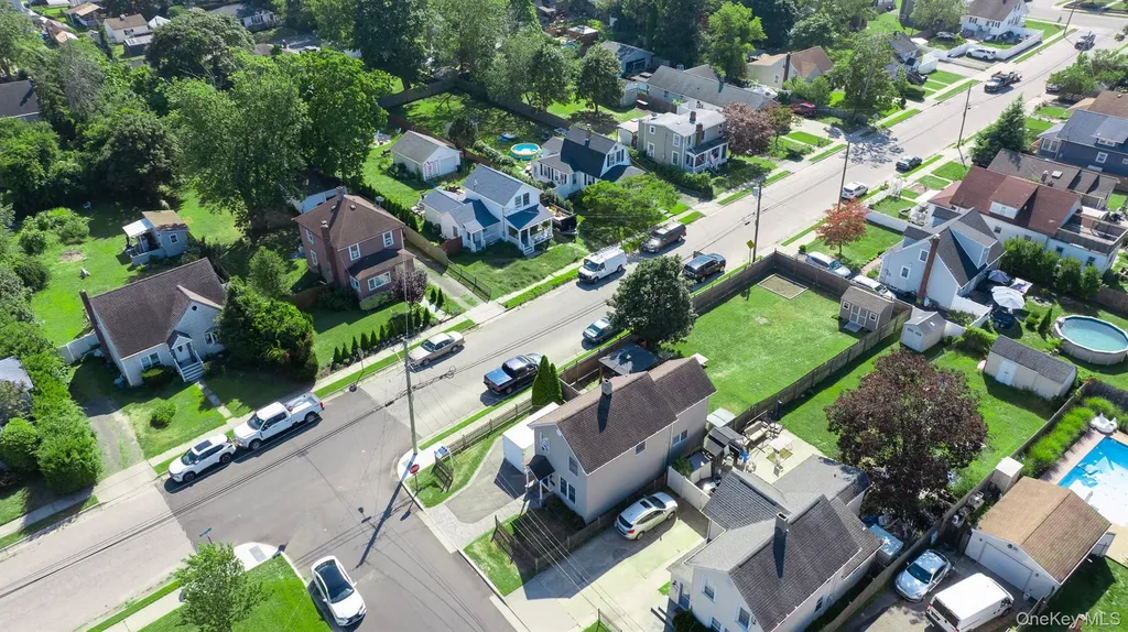 66 Evergreen Avenue Patchogue NY 11772