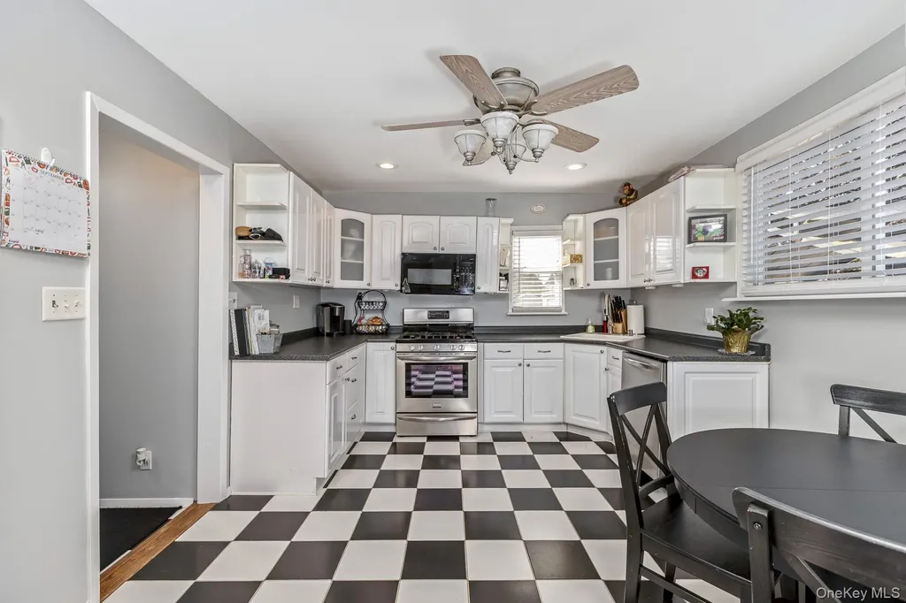 66 Evergreen Avenue Patchogue NY 11772