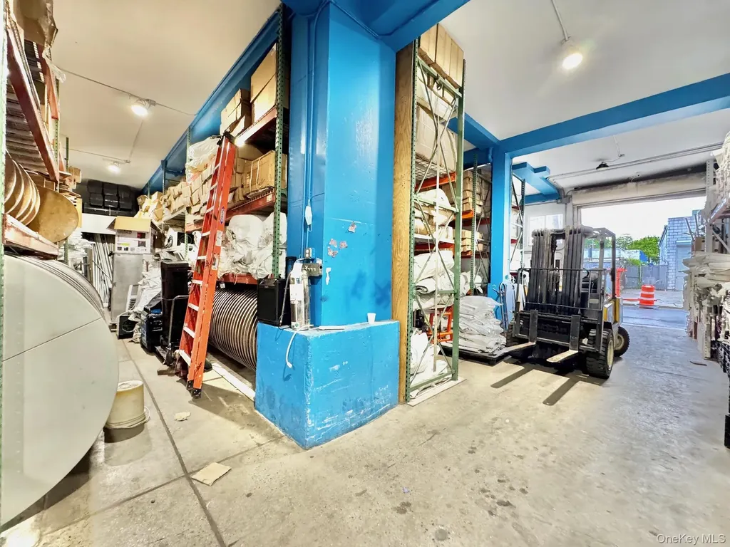 81 Sheridan Boulevard Inwood NY 11691