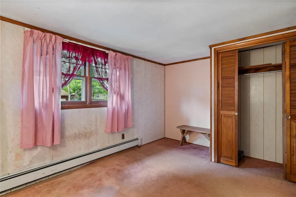 82 Seaside Avenue Patchogue NY 11772