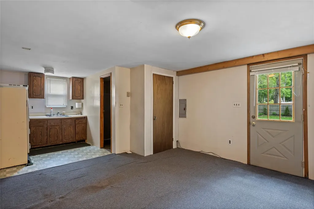 82 Seaside Avenue Patchogue NY 11772