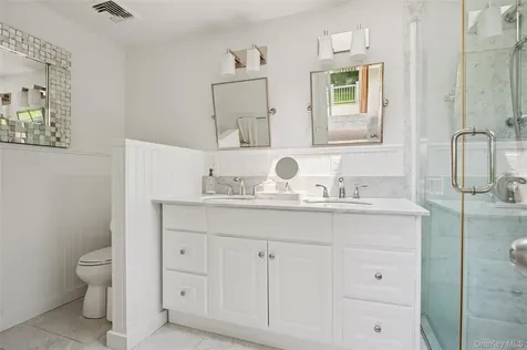 251 Sebonac Road Southampton NY 11968