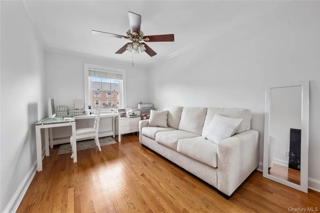 1229 Estates Lane Bayside NY 11360