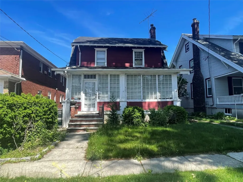 4005 203rd Street Bayside NY 11361
