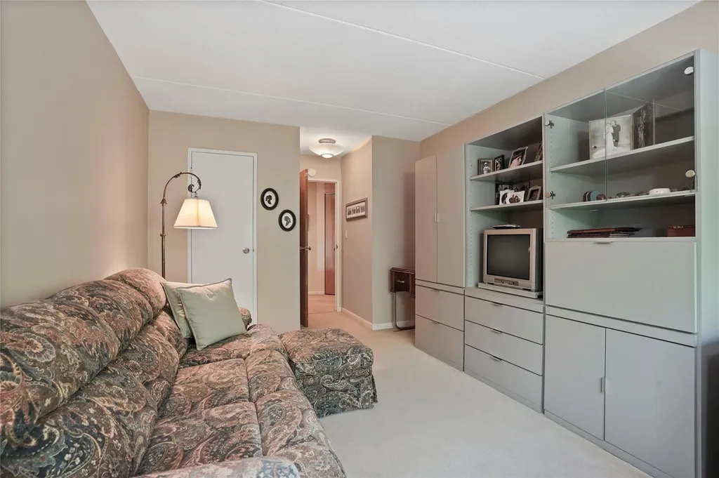300 High Point Drive Hartsdale NY 10530