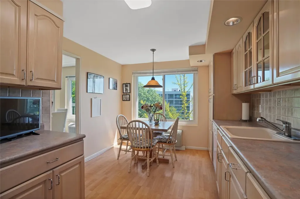 300 High Point Drive Hartsdale NY 10530