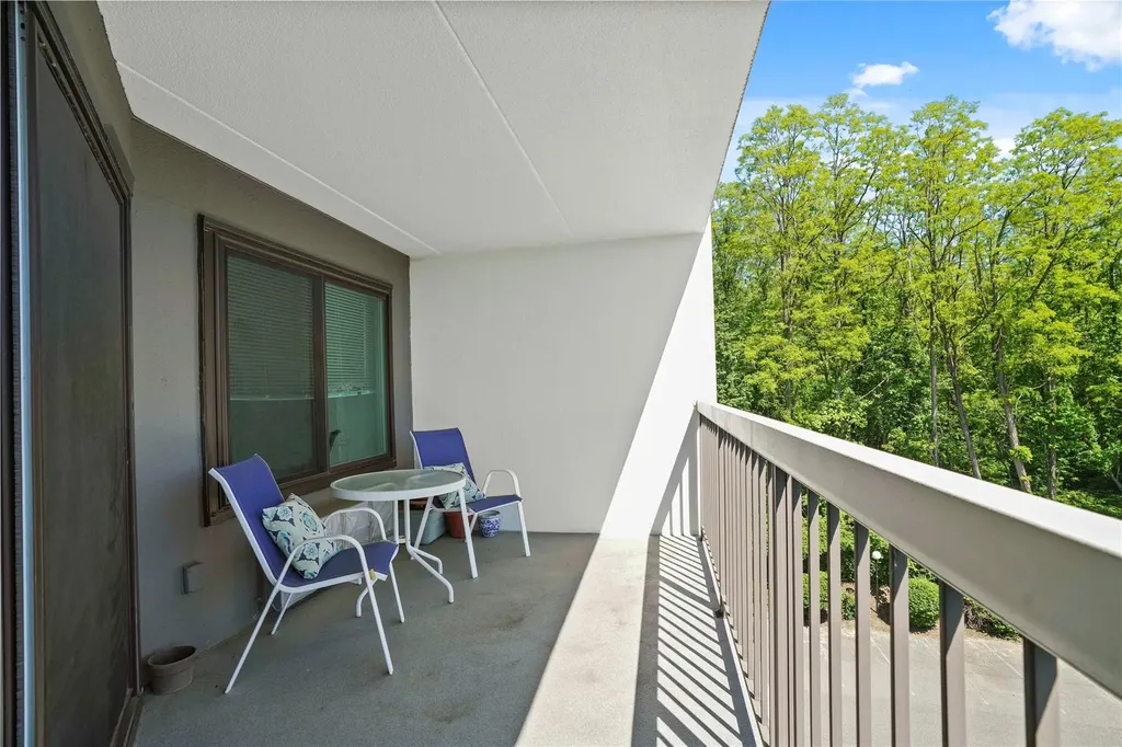 300 High Point Drive Hartsdale NY 10530
