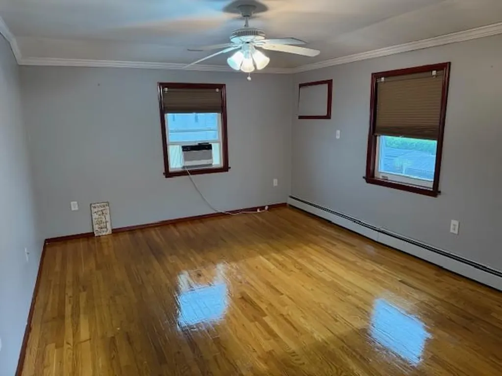 23920 148th Avenue Rosedale NY 11422
