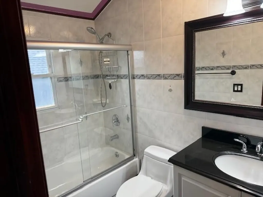 23920 148th Avenue Rosedale NY 11422