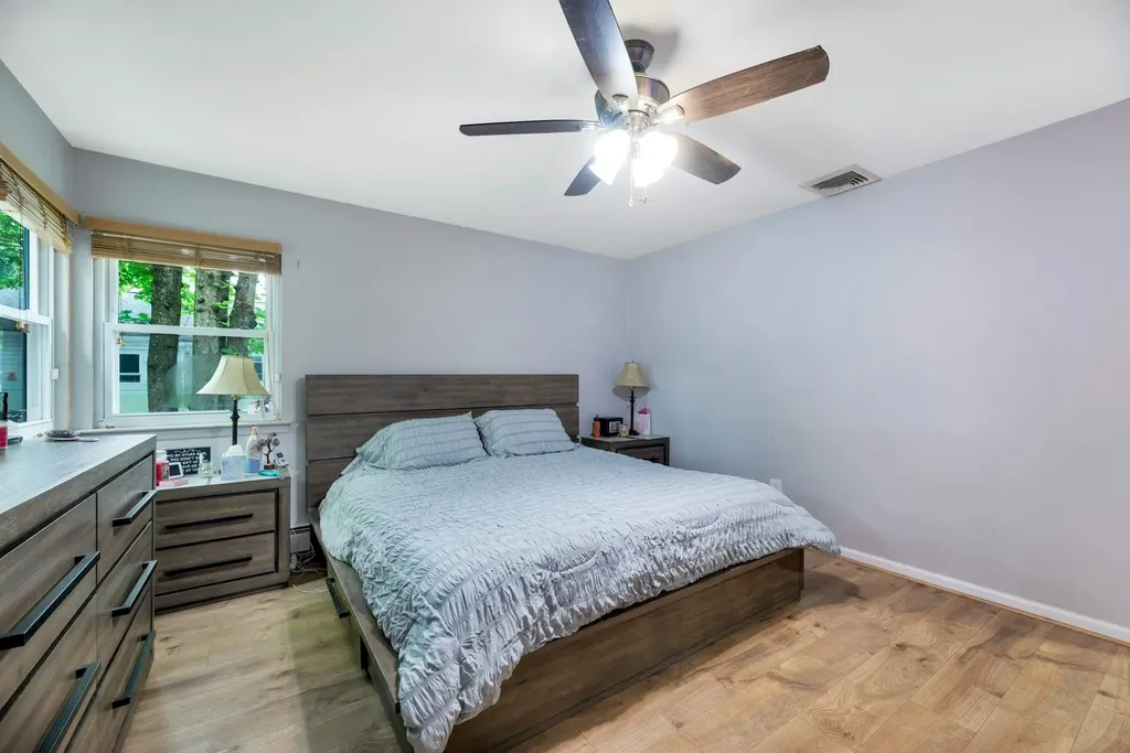 522 Starlight Drive Shirley NY 11967