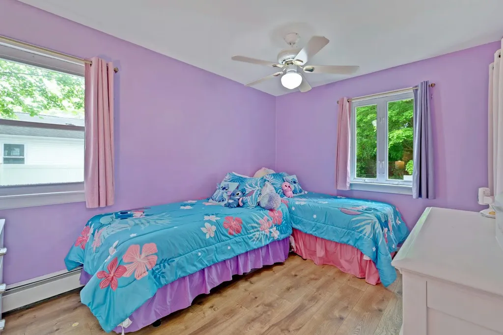 522 Starlight Drive Shirley NY 11967