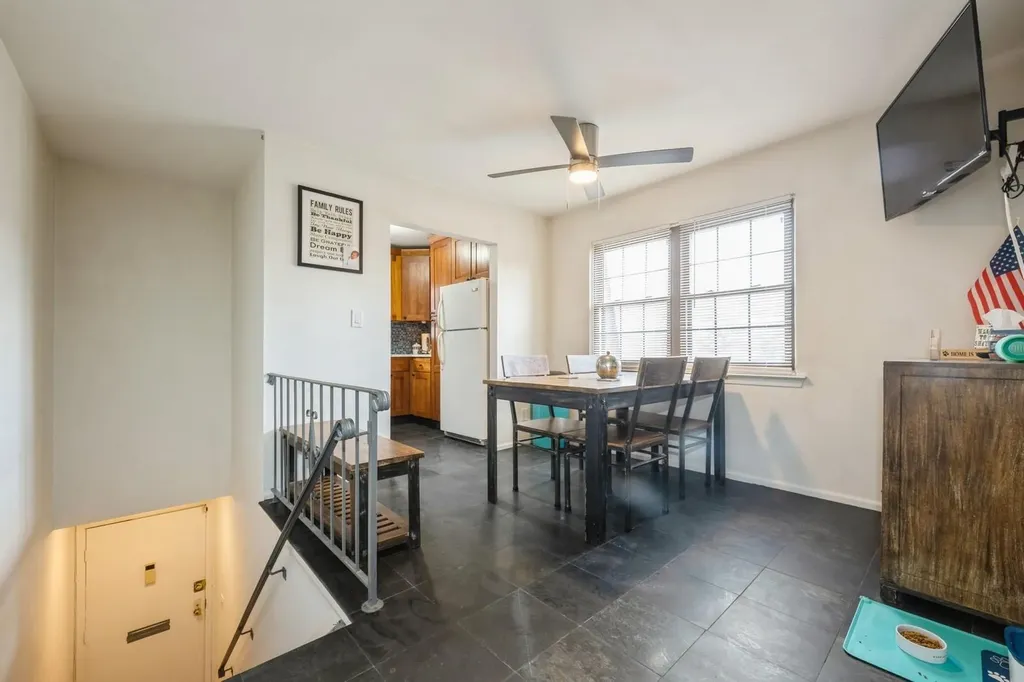 240 Mariners Way Copiague NY 11726
