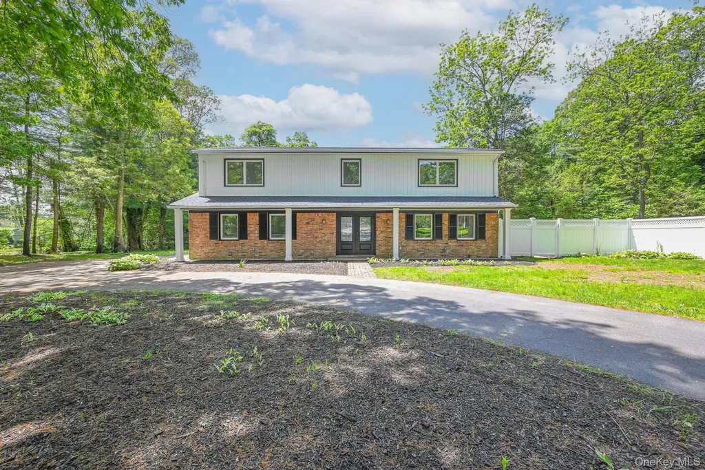 1 Parkhill Court Huntington NY 11743
