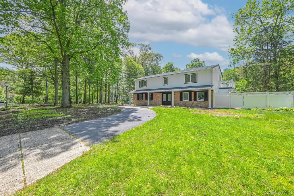 1 Parkhill Court Huntington NY 11743
