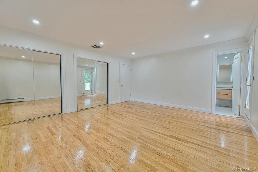 1 Parkhill Court Huntington NY 11743