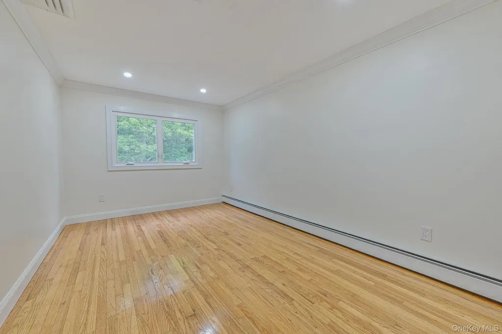 1 Parkhill Court Huntington NY 11743