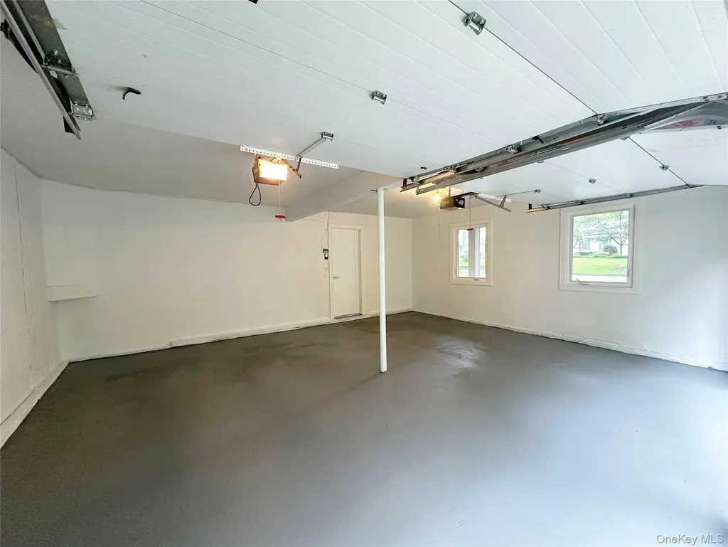 1 Parkhill Court Huntington NY 11743