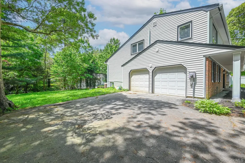 1 Parkhill Court Huntington NY 11743