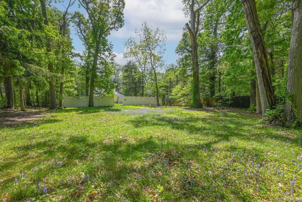 1 Parkhill Court Huntington NY 11743
