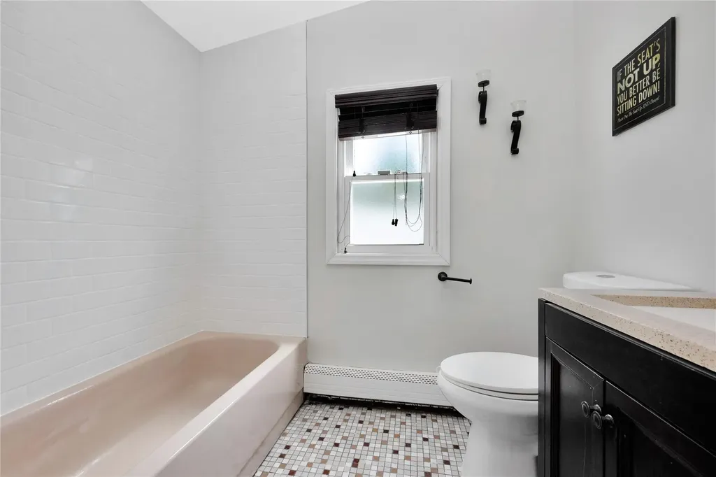651 Hyman Avenue Bay Shore NY 11706