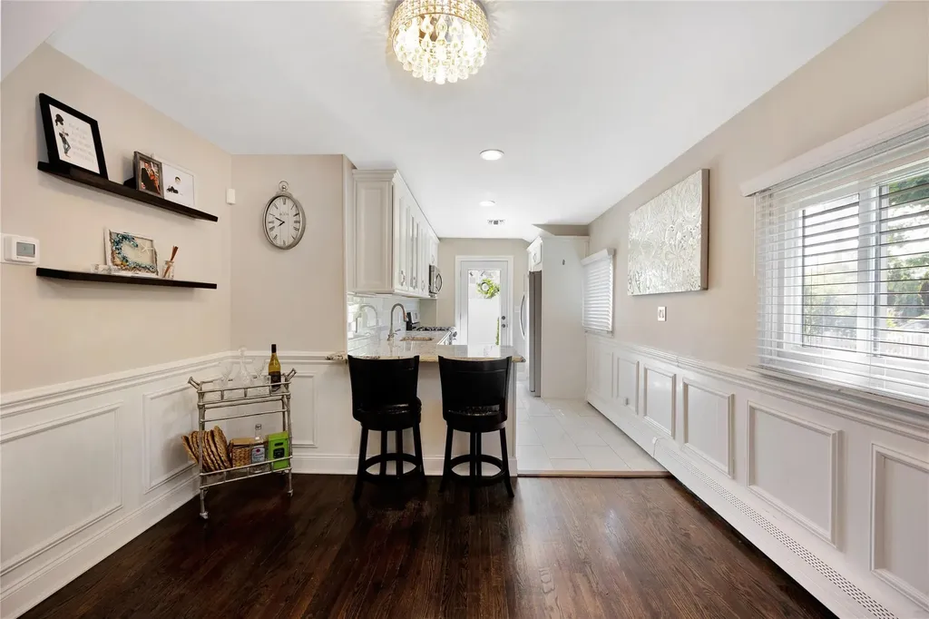 651 Hyman Avenue Bay Shore NY 11706