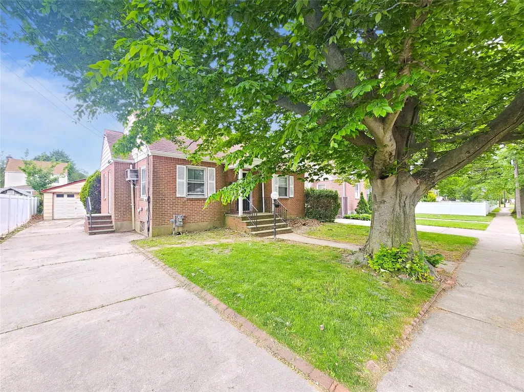 120 Stanton Boulevard Uniondale NY 11553