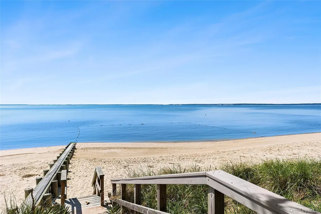 2360 Marlene Lane Mattituck NY 11952