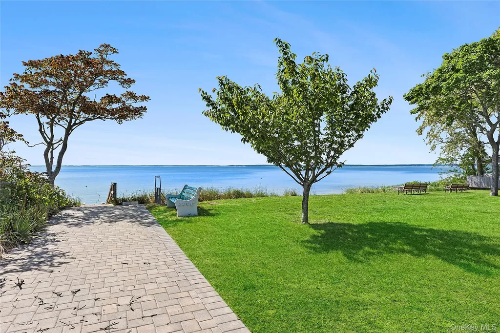 2360 Marlene Lane Mattituck NY 11952