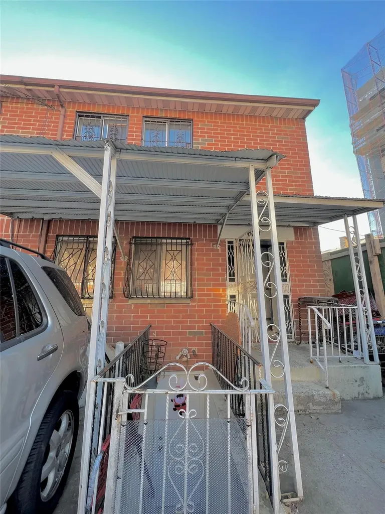 620 E 182nd Street Bronx NY 10457