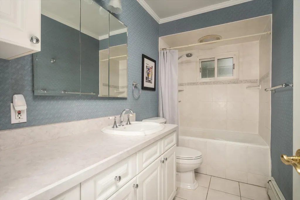 1248 Pleasant Road Wantagh NY 11793