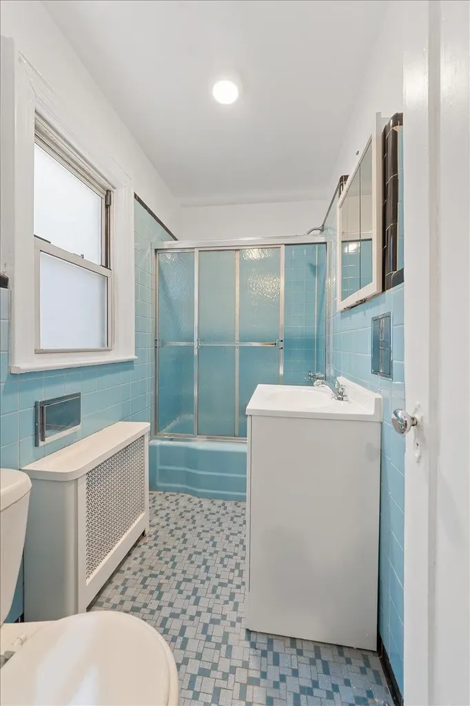 1856 Edison Avenue Bronx NY 10461