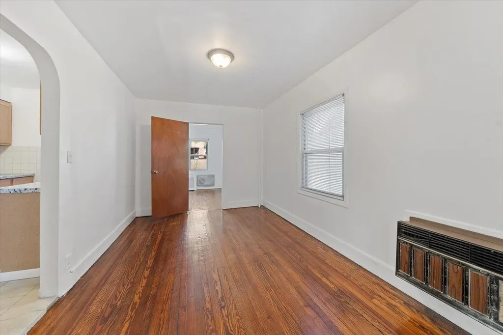 1856 Edison Avenue Bronx NY 10461