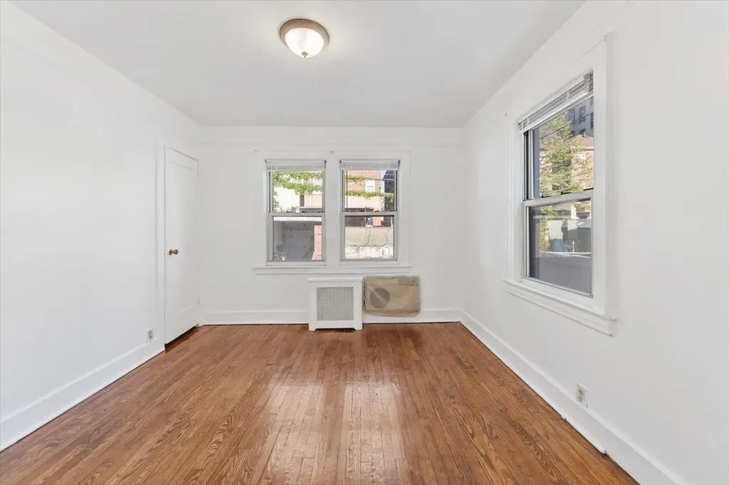 1856 Edison Avenue Bronx NY 10461