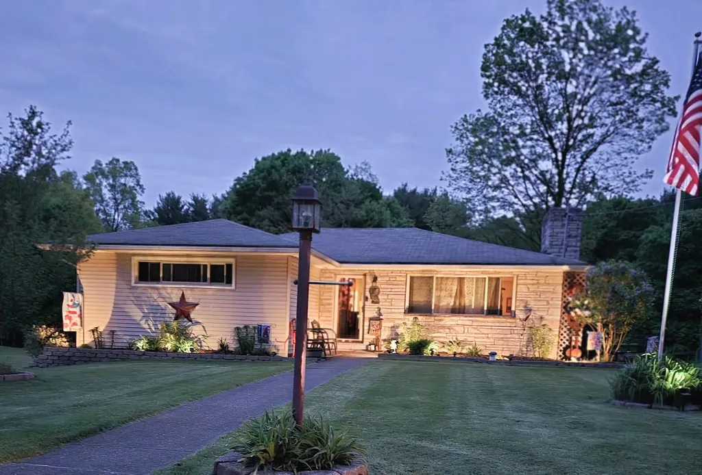 454 Coldenham Road Walden NY 12586