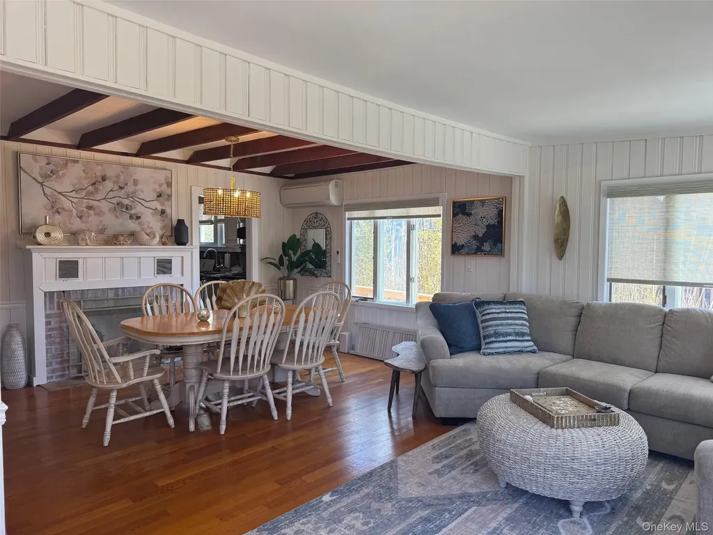 917 Evergreen Walk Ocean Beach NY 11770