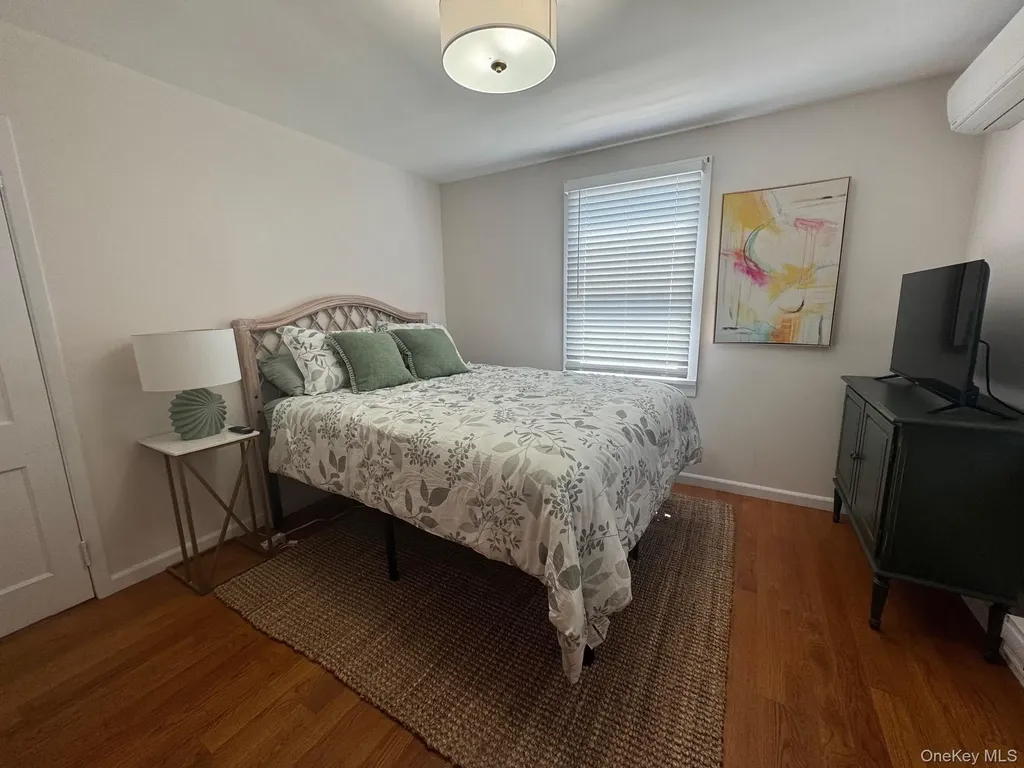 917 Evergreen Walk Ocean Beach NY 11770
