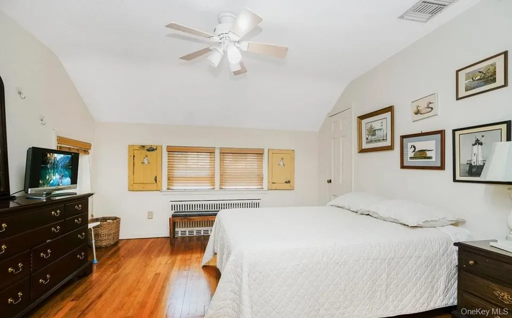 265 Lighthouse Avenue Staten Island NY 10306