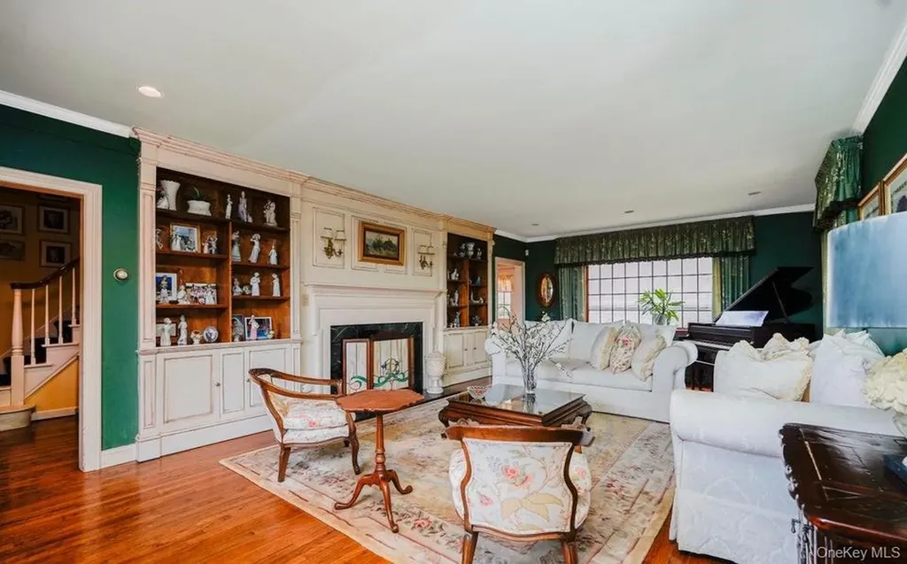 265 Lighthouse Avenue Staten Island NY 10306